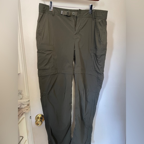 REI woman’s hybrid hiking pants Medium - Picture 1 of 9